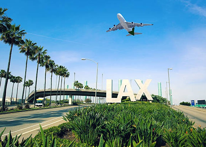 Long Beach Airport shuttle to Disneyland